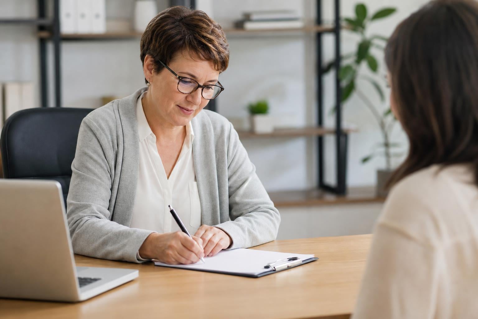 what information should appear on a clinician letterhead for housing use